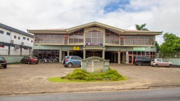Kwattaweg 223-225, Q-Mall