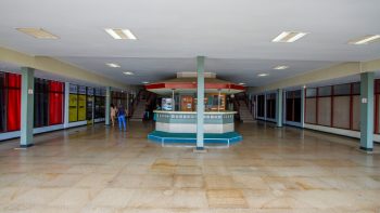 Kwattaweg 223, Q-mall-Kwatta-Paramaribo-Surgoed Makelaardij NV-Huurpand HZ0341B6 (2)