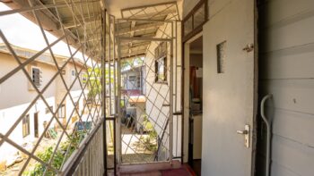 Gebroeders Penardstraat 1a- Paramaribo Centrum- Suriname- Surgoed Makelaardij N.V- H0456B6 (11)