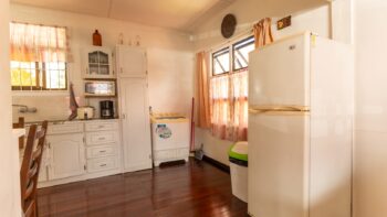 Gebroeders Penardstraat 1a- Paramaribo Centrum- Suriname- Surgoed Makelaardij N.V- H0456B6 (22)