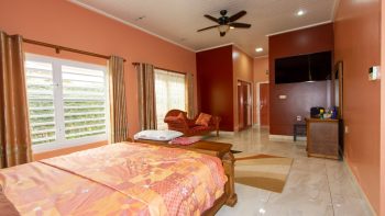 Paradijslaan 10-Welgelegen-Paramaribo-Surgoed Makelaardij NV-Koopwoning KW00171 (47)