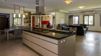 Michilaan - Utvlucht- Paramaribo - Surgoed Makelaardij - Huurwoning HW01024 (6)