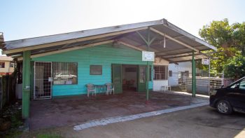 Slangenhoutstraat 978+979 - Beekhuizen - Paramaribo - Surgoed Makelaardij nv - koopzakenpand KZ01060 (1)
