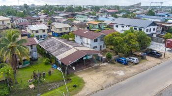 Slangenhoutstraat 978+979 - Beekhuizen - Paramaribo - Surgoed Makelaardij nv - koopzakenpand KZ01060 (4)