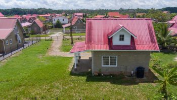 Shantaweg 22a -Garnizoenspad - Wanica -Surgoed Makelaardij NV - Koopwoning KW01078 (1 (32)