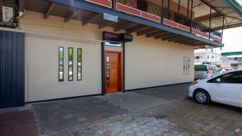 HK Dokter Sophie Redmond - Fred Derbystraat- Paramaribo Centrum - HZ01138 (15)