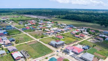 Hk Tineweg en Semaniastraat-oost- Garnizoenspad- Wanica- Surgoed Makelaardij NV- Koopwoning- KW01102 (36)