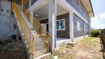 Hk Tineweg en Semaniastraat-oost- Garnizoenspad- Wanica- Surgoed Makelaardij NV- Koopwoning- KW01102 (9)