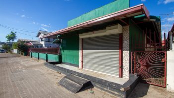 Schietbaanweg 6-8-Paramaribo Centrum- Paramaribo-Suriname- Surgoed Makelaardij N.V- KZ01142 (1)