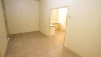 Schietbaanweg 6-8- Paramaribo Zuid- Paramaribo- Suriname- Surgoed Makelaardij N.V- KZ01142 (11)