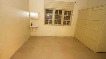 Schietbaanweg 6-8- Paramaribo Zuid- Paramaribo- Suriname- Surgoed Makelaardij N.V- KZ01142 (12)