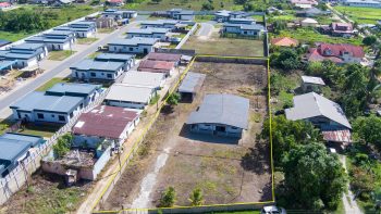 Baboe G Sewrajsingweg 67- Leiding-Paramaribo-Suriname-Surgoed Makelaardij N.V- KW00169 (1)