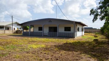 Baboe G Sewrajsingweg 67- Leiding-Paramaribo-Suriname-Surgoed Makelaardij N.V- KW00169 (2)