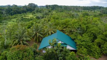 Bombayweg 124- Calcutta- Saramacca- Suriname- Surgoed Makelaardij N.V- KP01175 (2)