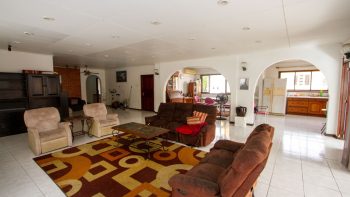 Kernkampweg 17- Paramaribo Zuid- Paramaribo- Suriname- Surgoed Makelaardij N.V- KZ01143 (60)