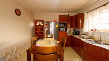 Kleine Beerstraat 24-Kwatta-Paramaribo-Surgoed Makelaardij NV-Koopwoning KW00250 (19)