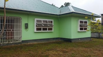 Rijsdijkweg 2- Para-Noord- Para- Suriname- Surgoed Makelaardij N.V.- HW01185(15)