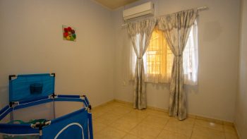 Teresinastraat 8- Beni's Park- Paramaribo- Suriname- Surgoed Makelaardij N.V- KW01180 (7)