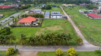 Hoek Morgenstondlaan - mr.F.H.C. Losecaat-Vermeerstraat 980- Morgenstond- Paramaribo- Suriname- Surgoed Makelaardij N.V- KP (11)