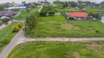 Hoek Morgenstondlaan - mr.F.H.C. Losecaat-Vermeerstraat 980- Morgenstond- Paramaribo- Suriname- Surgoed Makelaardij N.V- KP (2)