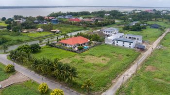 Hoek Morgenstondlaan - mr.F.H.C. Losecaat-Vermeerstraat 980- Morgenstond- Paramaribo- Suriname- Surgoed Makelaardij N.V- KP (8)