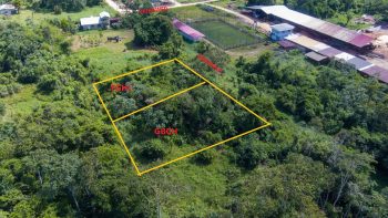 SRIBAWEG 33- Domburg- Wanica- Suriname- Surgoed Makelaardij N.V- KP01214+KP01215 (3)