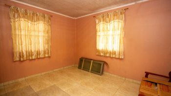 Sansevieriaweg 8- Houttuin- Wanica- Suriname- Surgoed Makelaardij N.V- KW01244 (19)