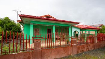 Sansevieriaweg 8- Houttuin- Wanica- Suriname- Surgoed Makelaardij N.V- KW01244 (2)