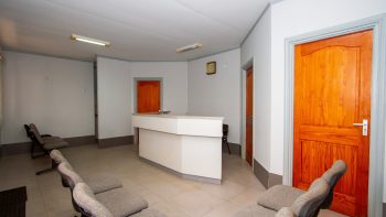 Hoek Dr. H.C. van Ommerenstraat en Selly Fernandesstraat 10a- Paramaribo- Suriname- Sugroed Makelaardij N.V (2)