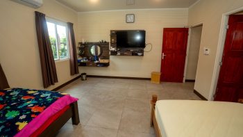 Kranspalmlaan 19- Palm Village- Belwaarde- Commewijne- Suriname- Surgoed Makelaardij N.V- KW01328 (14)