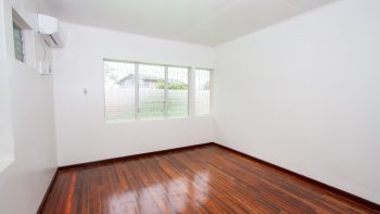 Winchesterstaat 12- Zorg en Hoop- Paramaribo- Suriname- Surgoed Makelaardij N.V- HW01335 (32)