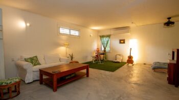 Albergastraat 12- Paramaribo Zuid- Paramaribo- Suriname- Surgoed Makelaardij N.V- HW01224 (10)a