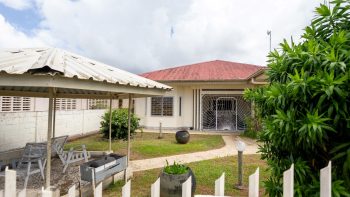 Gondastraat BR 3- Uitvlugt- Paramaribo- Suriname- Surgoed Makelaardij N.V- KW01337 (11) (Large)