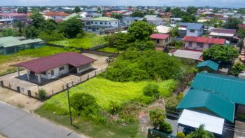 Henkielaan 66- Uitvlugt- Paramaribo- Suriname- Surgoed Makelaardij N.V- KP01352 (2)