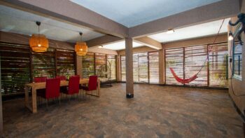 Hoek Bansradj - Nagesar Barsingweg - Wanica - Surgoed Makelaardij - Huurwoning HW01013 (24)