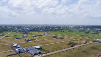 Lake Powellstraat 678- Greenview Lake Fase 3- Paramaribo- Suriname- Surgoed Makelaardij N.V- KP01259 (13)