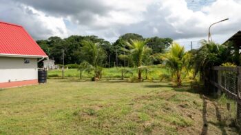 Lieuwestraat 3- Garnizoenspad- Wanica- Suriname- Surgoed Makelaardij N.V- HW01350 (16)