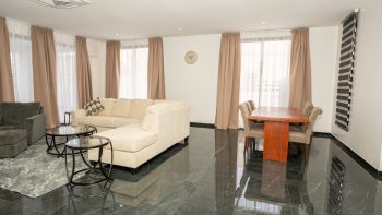 Pitch Lakestraat 193- Greenview Lake Fase 3- Paramaribo- Suriname- Surgoed Makelaardij N.V- HW01347 (20)