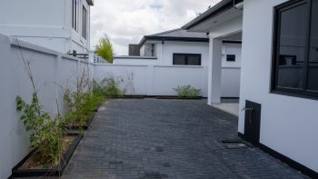 Pitch Lakestraat 194- Greenview Lake Fase 3- Paramaribo- Suriname- Surgoed Makelaardij N.V- HW01345 (5)