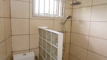 Swamipersadlaan 7- Charlesburg- Paramaribo- Suriname- Surgoed Makelaardij N.V- HW01343 (9)