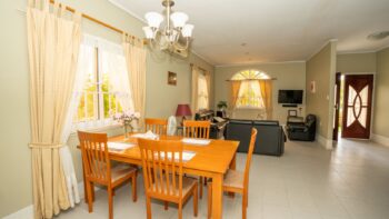 Taxusstraat 6- Garnizoenspad- Wanica- Suriname- Surgoed Makelaardij N.V- HW01346 (12)