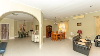 Taxusstraat 6- Garnizoenspad- Wanica- Suriname- Surgoed Makelaardij N.V- HW01346 (4)