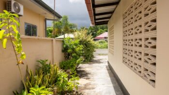 Taxusstraat 6- Garnizoenspad- Wanica- Suriname- Surgoed Makelaardij N.V- HW01346 (50)