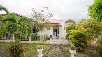 Taxusstraat 6- Garnizoenspad- Wanica- Suriname- Surgoed Makelaardij N.V- HW01346 (55)
