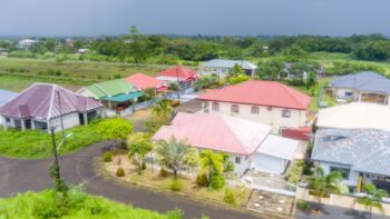Taxusstraat 6- Garnizoenspad- Wanica- Suriname- Surgoed Makelaardij N.V- HW01346 (59)