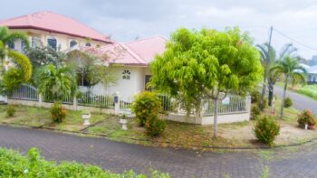Taxusstraat 6- Garnizoenspad- Wanica- Suriname- Surgoed Makelaardij N.V- HW01346 (64)