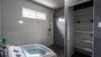 Riekelaan 19- Zorg en Hoop- Paramaribo- Suriname- Surgoed Makelaardij N.V- KW01290 (27)
