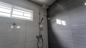 Riekelaan 19- Zorg en Hoop- Paramaribo- Suriname- Surgoed Makelaardij N.V- KW01290 (30)