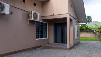Riekelaan 19- Zorg en Hoop- Paramaribo- Suriname- Surgoed Makelaardij N.V- KW01290 (41)
