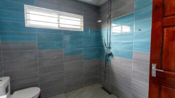Riekelaan 19- Zorg en Hoop- Paramaribo- Suriname- Surgoed Makelaardij N.V- KW01290 (9)